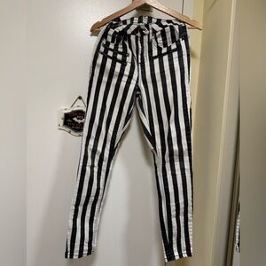 Hot topic jeans, high rise, striped